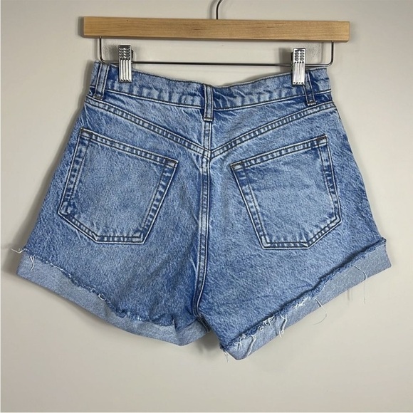 Reformation Charlie Cuffed High Rise Jean Shorts Size 24 - Picture 10 of 14